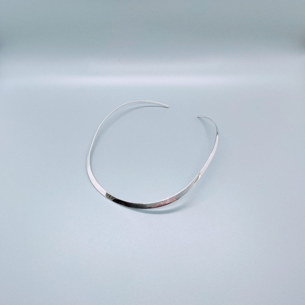 Silver Collar Necklace